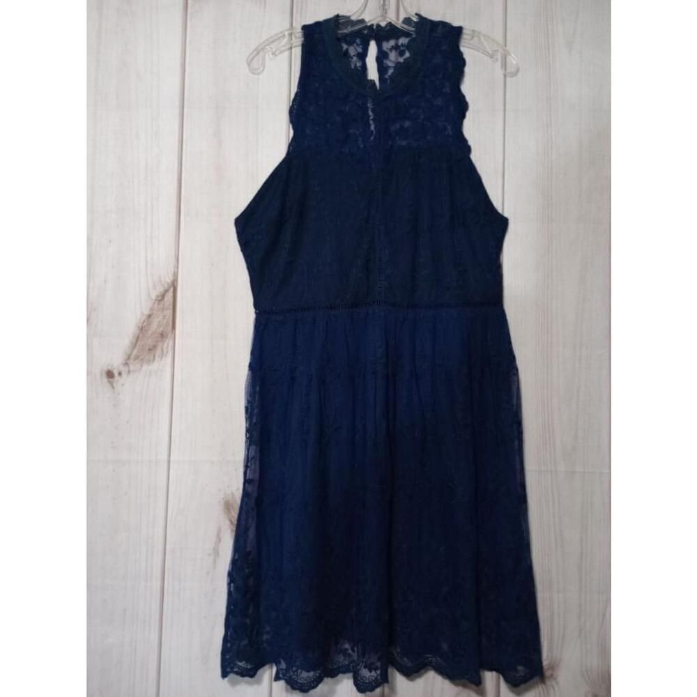 Francesca's Large Navy Blue‎ Lace Sleeveless Dress High Neck Keyhole Party